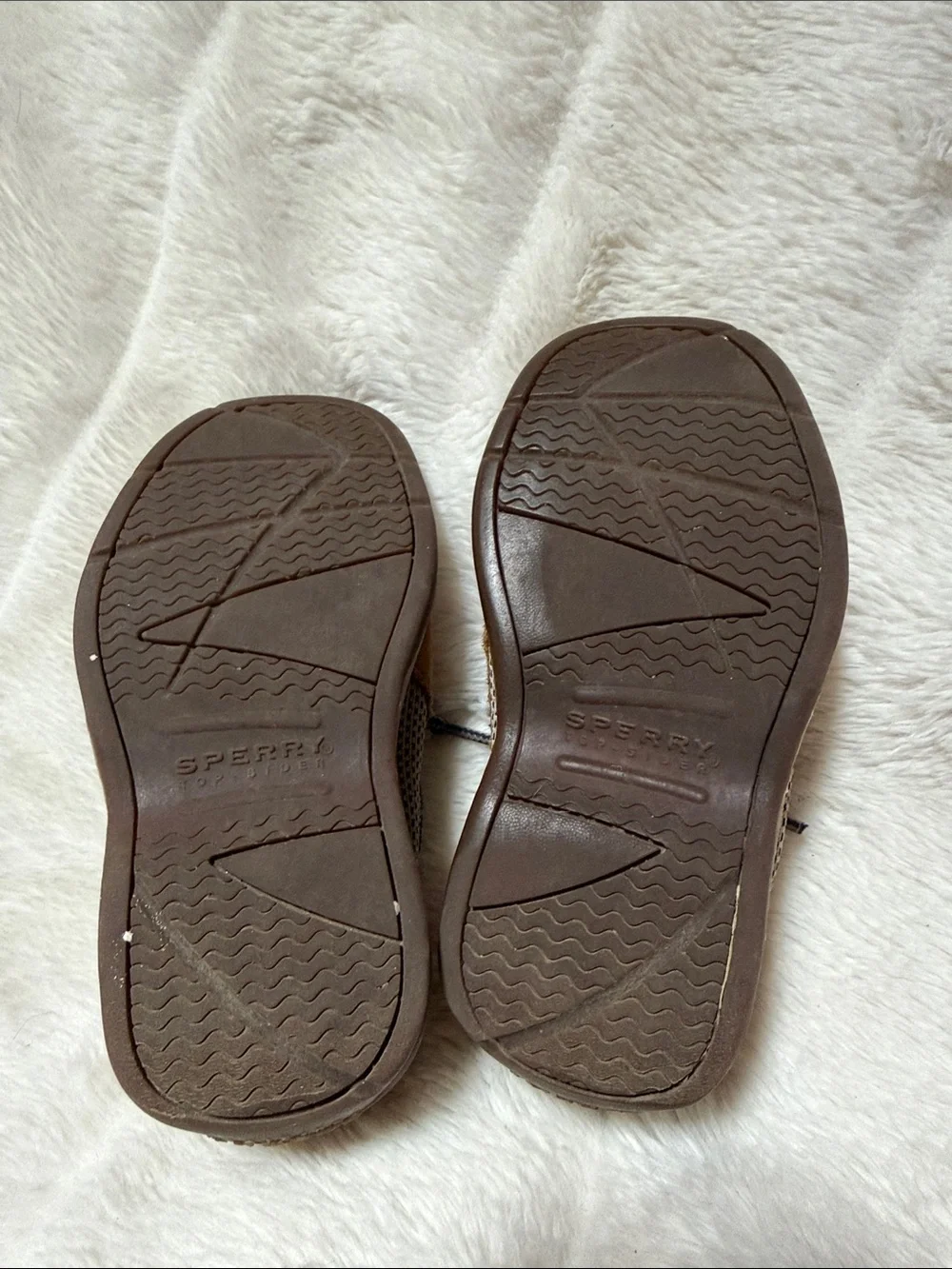 Sperry Kids Suede Moccasins in Tan with Contrast Laces
